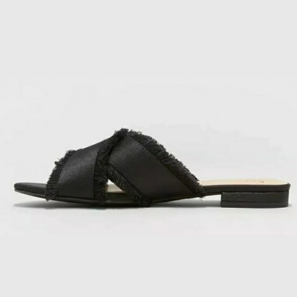 * A NEW DAY WOMEN'S SEPHORIE FRAYED CROSSBAND SLIDES SANDALS SIZE 6 BLACK NEW - Picture 3 of 8